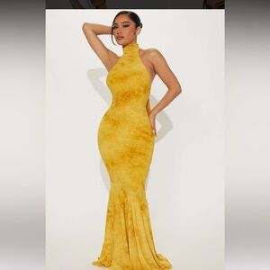 Valinda Textured Maxi Dress - Yellow